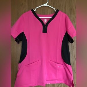 White Cross Purple Label line, Scrub Top size Large